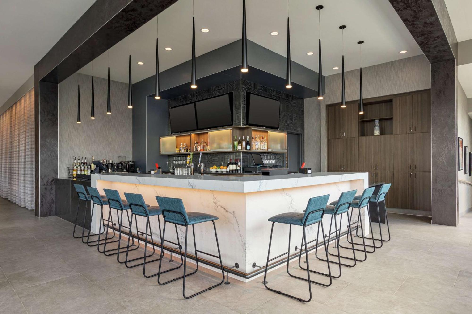 Home2 Suites By Hilton Minneapolis University Area Εξωτερικό φωτογραφία