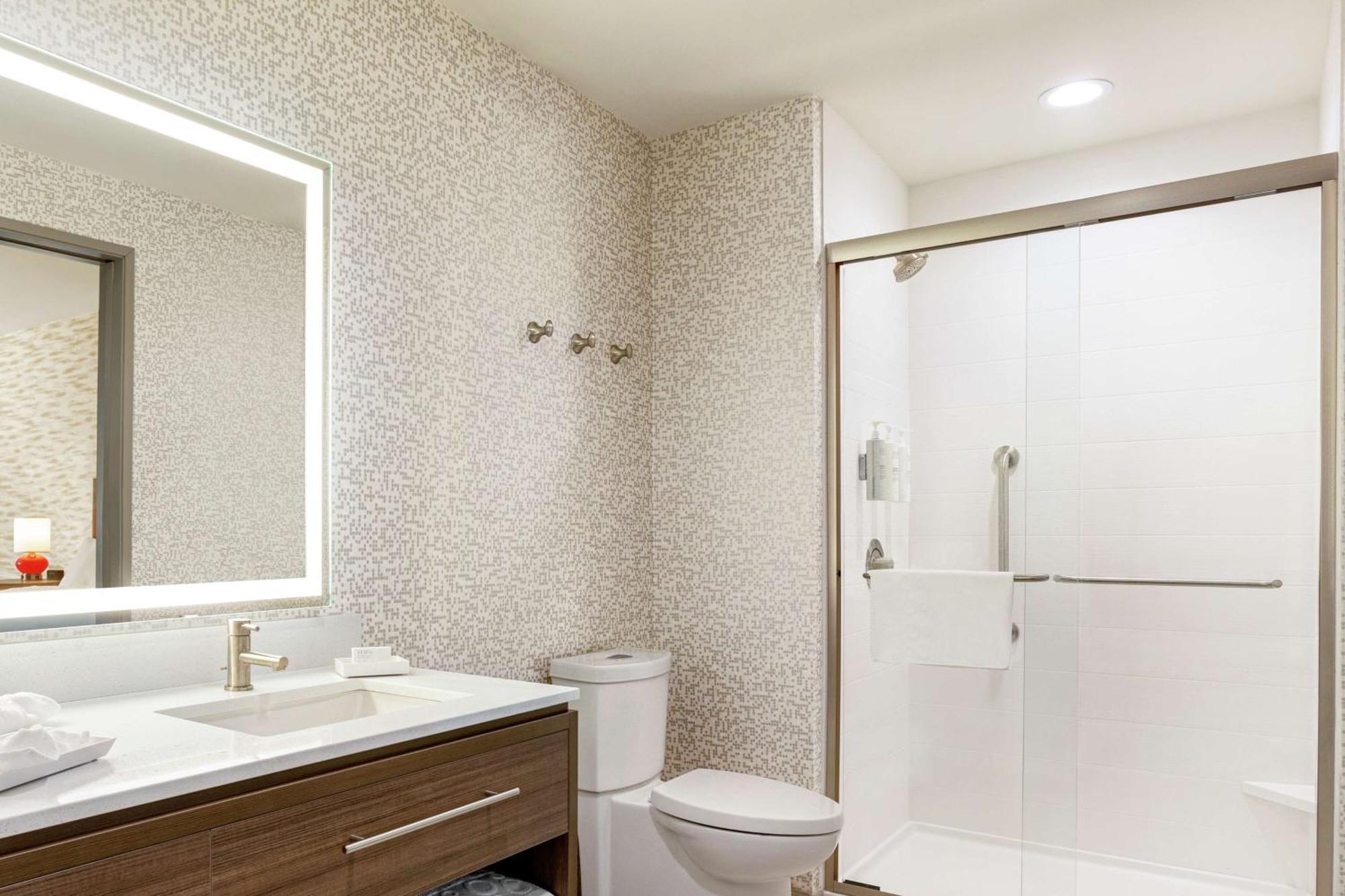 Home2 Suites By Hilton Minneapolis University Area Εξωτερικό φωτογραφία
